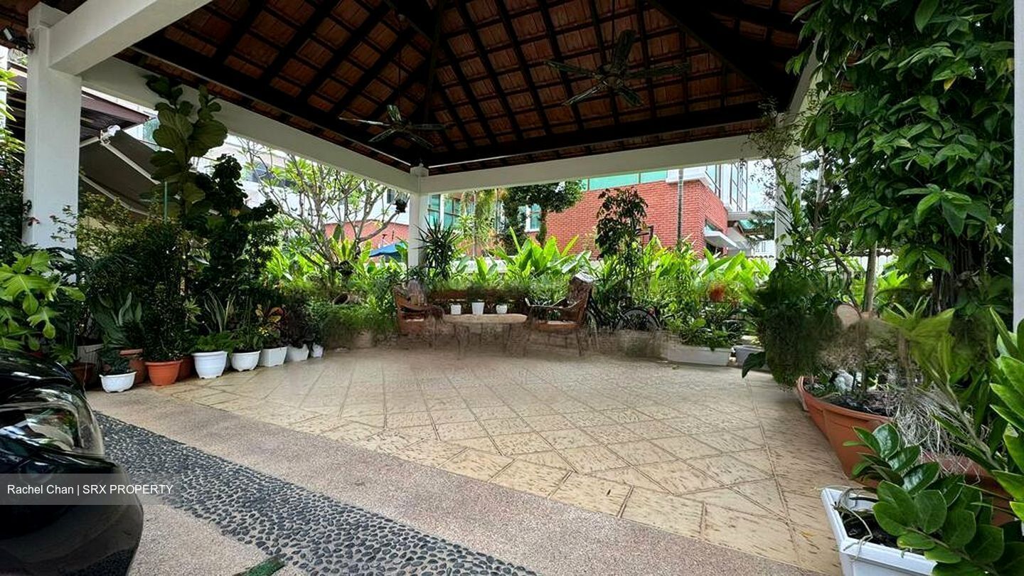 Saint Patrick's Road (D15), Detached #458554361
